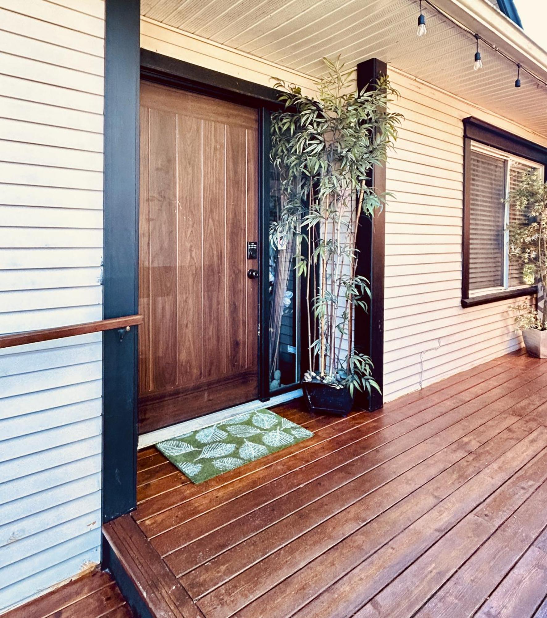 Airport-Yvr Guesthouse Richmond Exterior photo